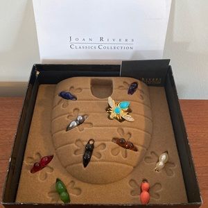 Joan Rivers Interchangeable Bee Brooch